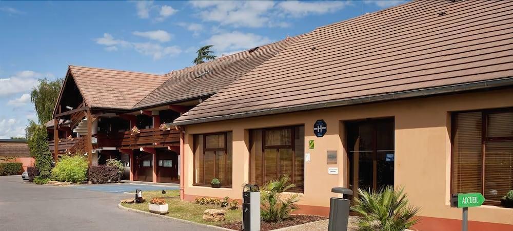 Campanile Nantes ~ Reze Aeroport Hotel Exterior photo
